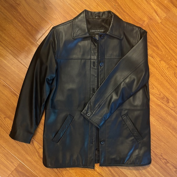 Centigrade Women's Classic Black Leather Jacket - Picture 1 of 7